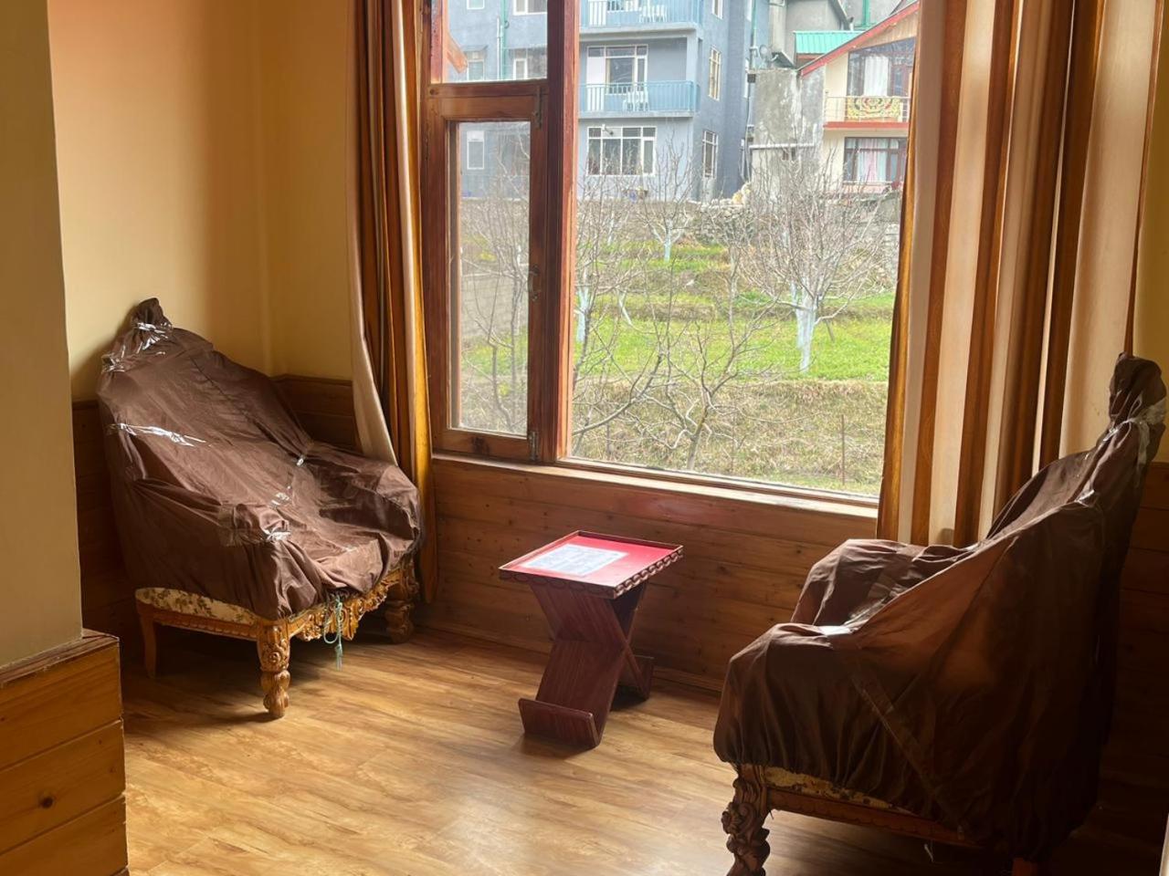Mrikula Cottage Manāli Eksteriør billede